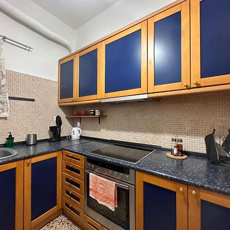 Modern & Minimal Athens Apartment מראה חיצוני תמונה